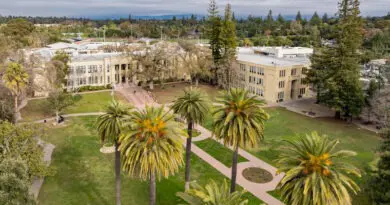 Los Gatos High School in Los Gatos, CA