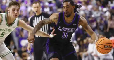Grand Canyon guard Ray Harrison