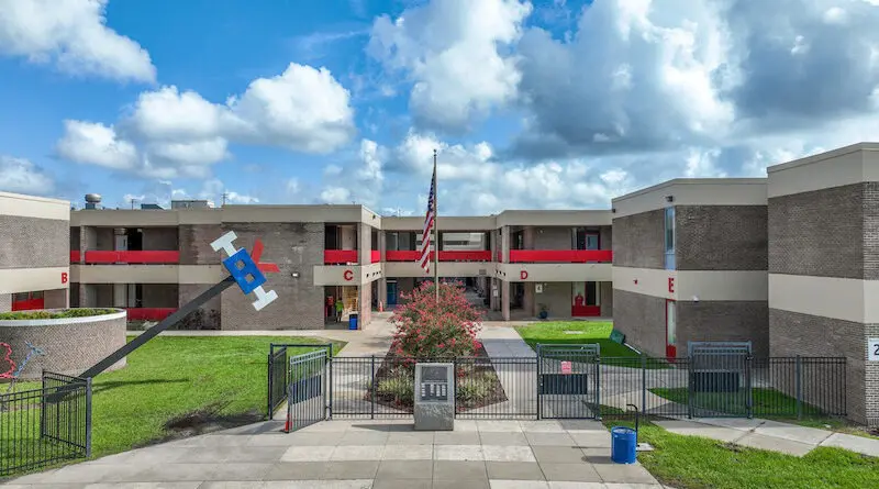 Tampa Bay Tech High School in Tampa, FL