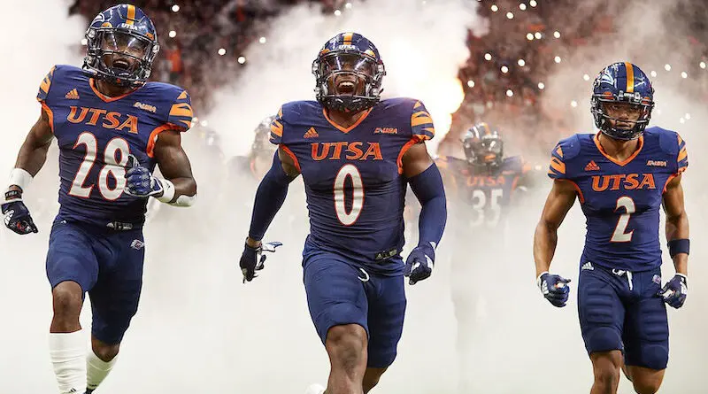 UTSA Football players