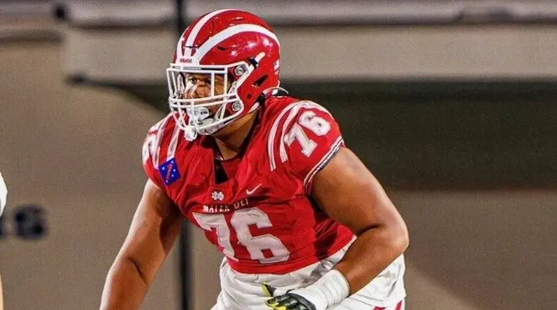 Former Oregon pledge Kodi Green decommited and committed to Washington.