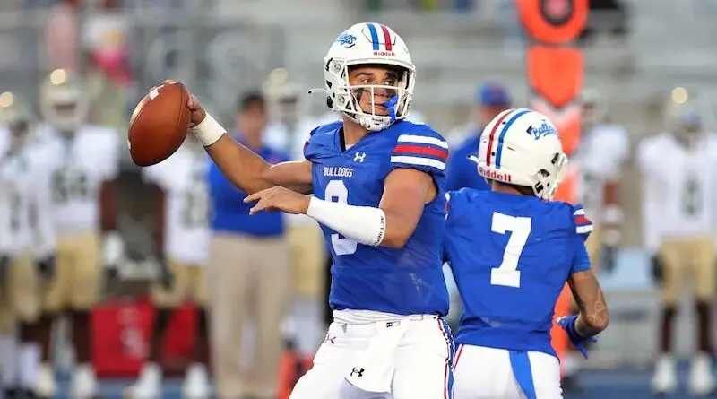 Five-star quarterback Ryder Lyons from Folsom, CA