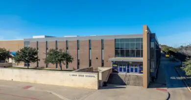 Lamar High School in Arlington, TX