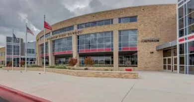 Plainview High School in Plainview, TX
