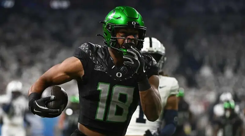 Oregon tight end Kenyon Sadiq vs Penn State in 2024