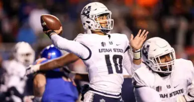 Utah State quarterback Jordan Love vs Boise State