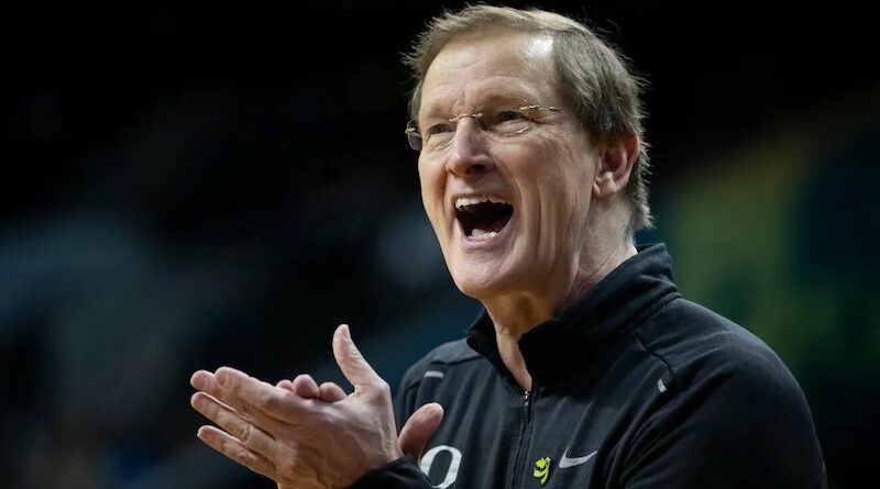 Oregon men's basketball coach Dana Altman