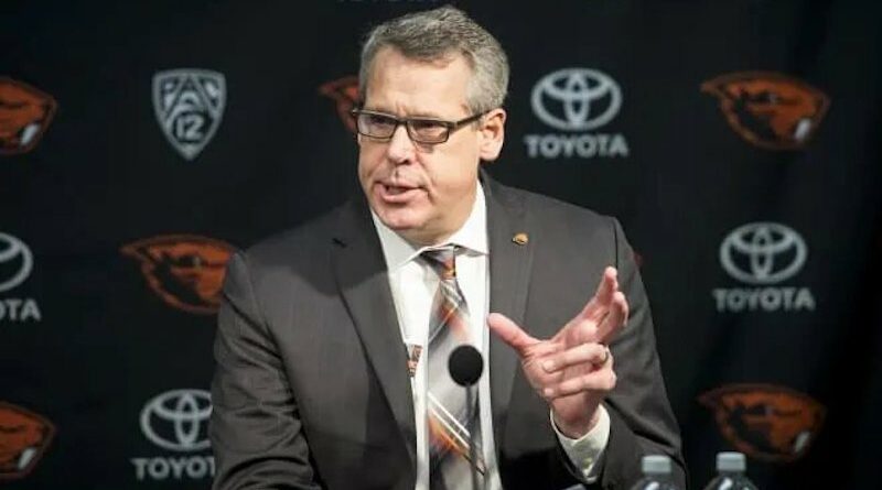 Oregon State Athletic Director Scott Barnes