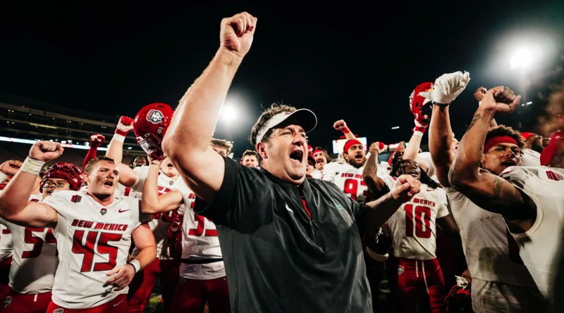 New Mexico head coach Jason Eck celebrating in 2025