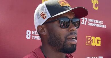 USC secondary coach Doug Belk