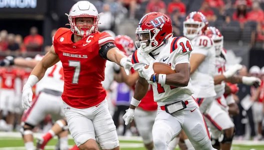 UNLV linebacker Jackson Woodard