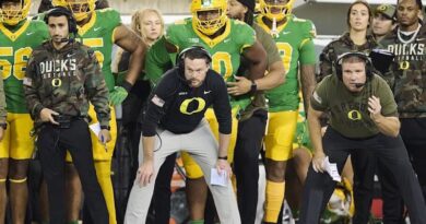 Oregon clinches spot in Big Ten Championship Game for 2024