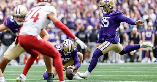 Washington kicker Grady Gross