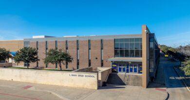 Lamar High School in Arlington, TX