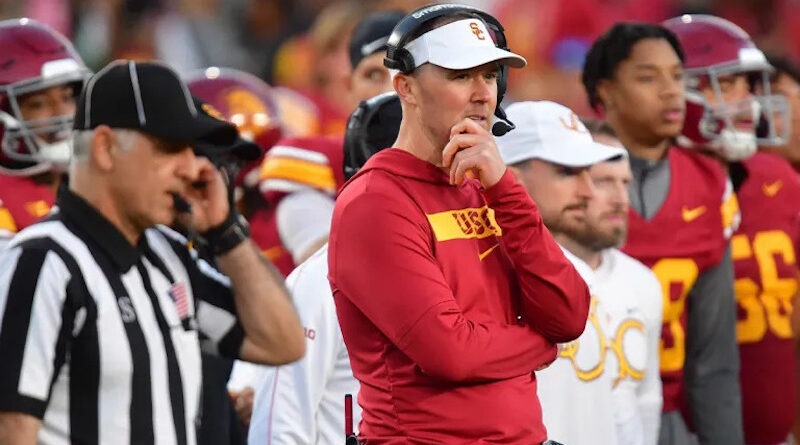USC football head coach Lincoln Riley on the sideline.