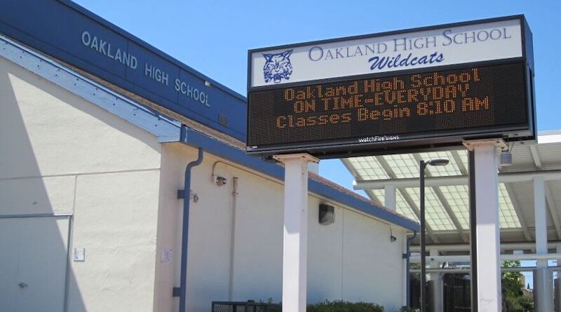 Oakland High School in Oakland, CA