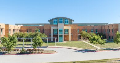 Taylor High School in Taylor, TX