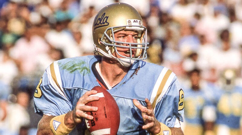 Former UCLA quarterback Troy Aikman