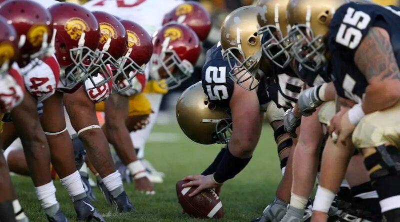 USC football vs Notre Dame line of scrimmage