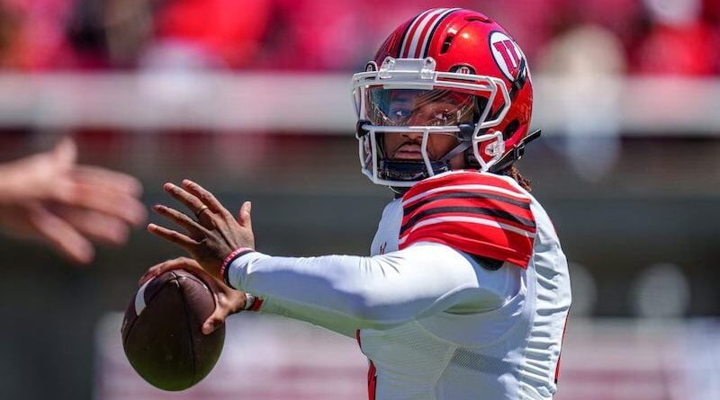 Utah quarterback Devon Dampier