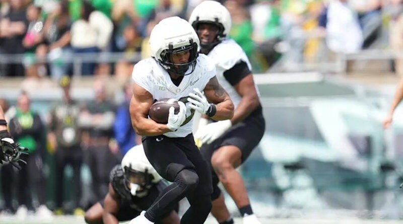 Oregon running back Makhi Hughes