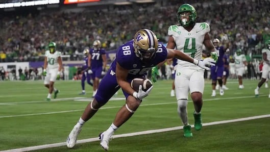 Washington TE Quentin Moore