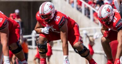 Utah offensive lineman Spencer Fano