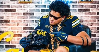 Four-star OL Tommy Tofi decommited from Cal on June 30, 2025 and flipped his commitment to Oregon