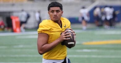 California quarterback Jaron Keawe-Sagapolutele