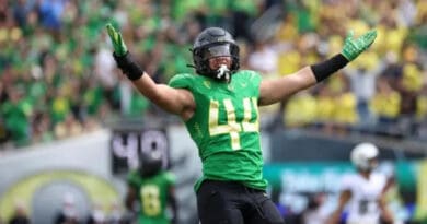 Oregon DL Teitum Tuioti