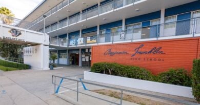 Benjamin Franklin High School in Los Angeles, CA