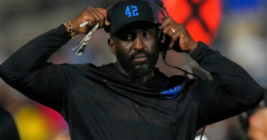 Former UCLA football head coach DeShaun Foster
