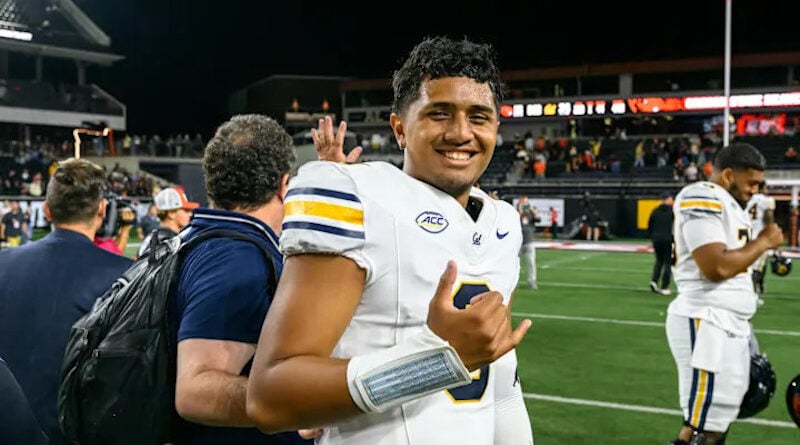 Cal quarterback Jaron Keawe Sagapolutele