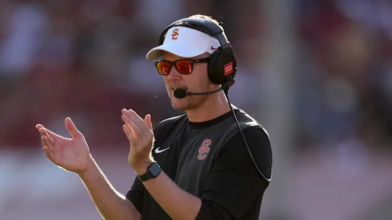 USC head coach Lincoln Riley