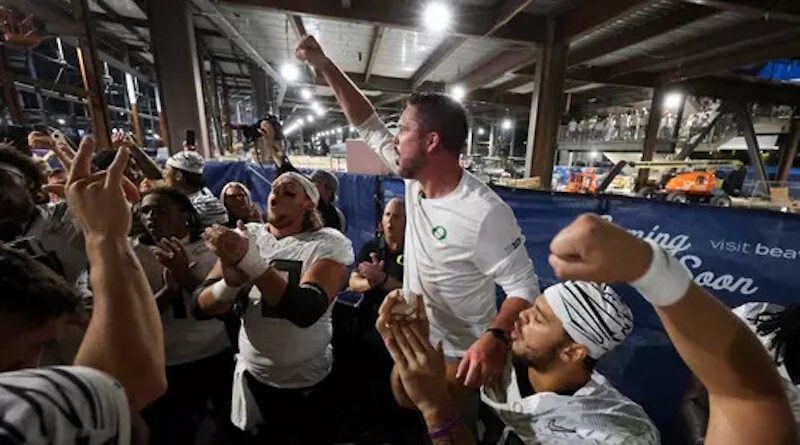 he Oregon Ducks defeated the Penn State Nittany Lions at Beaver Stadium in University Park, Pennsylvania on September 27, 2025 (Eric Evans Photography)