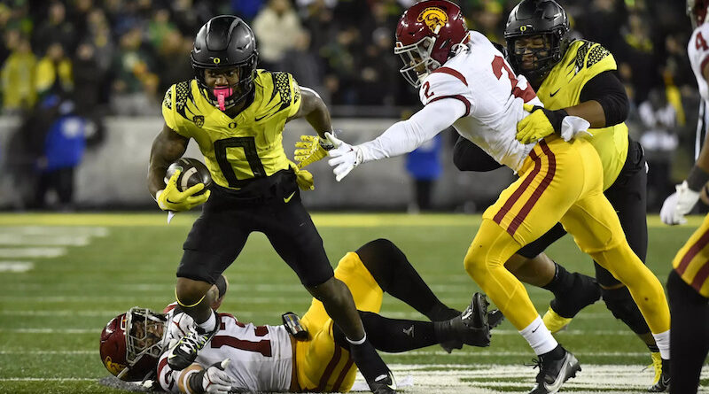 Oregon football vs USC in 2023 (1)