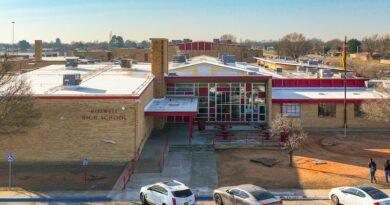 Roswell High School