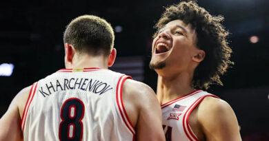 Arizona men's basketball burries