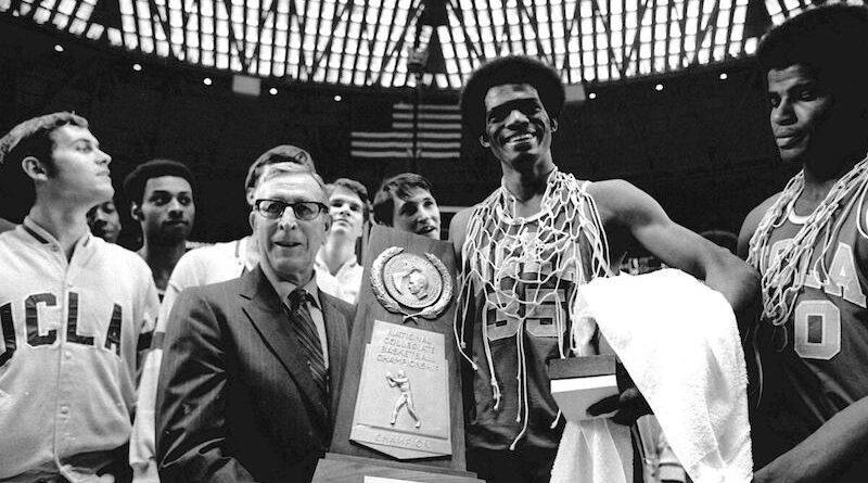 UCLA 1971 NCAA Tournament Championship photo