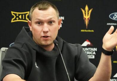 McLaughlin: Kenny Dillingham for CFB Commissioner ASU coach Kenny Dillingham in front of media