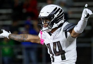 McLaughlin: Oregon’s Stellar Cornerbacks Room is Loaded Oregon DB Na'Eem Offord