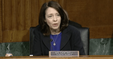 McLaughlin: Sen. Cantwell Right About Pac-12 Payout? Is Washington State Senator Maria Cantwell right about the Pac-12 media payout being $10 million?