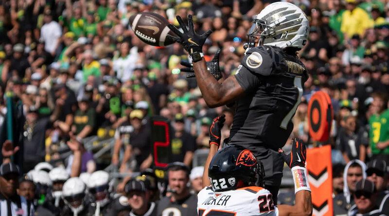 Oregon football vs Oregon State in 2025